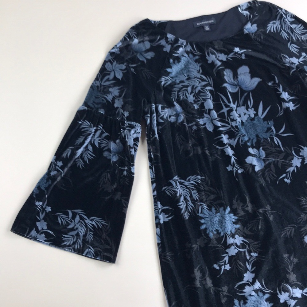 Banana Republic Velvet Floral Bell Sleeve Dress - Picture 3 of 7